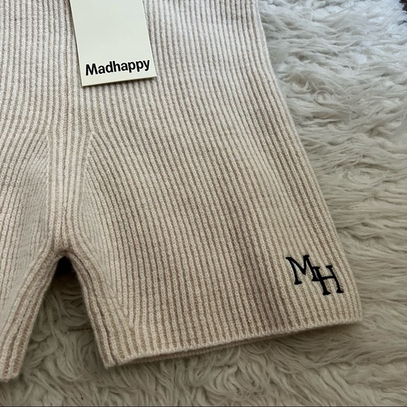 Madhappy Cashmere Shorts - Picture 2 of 8